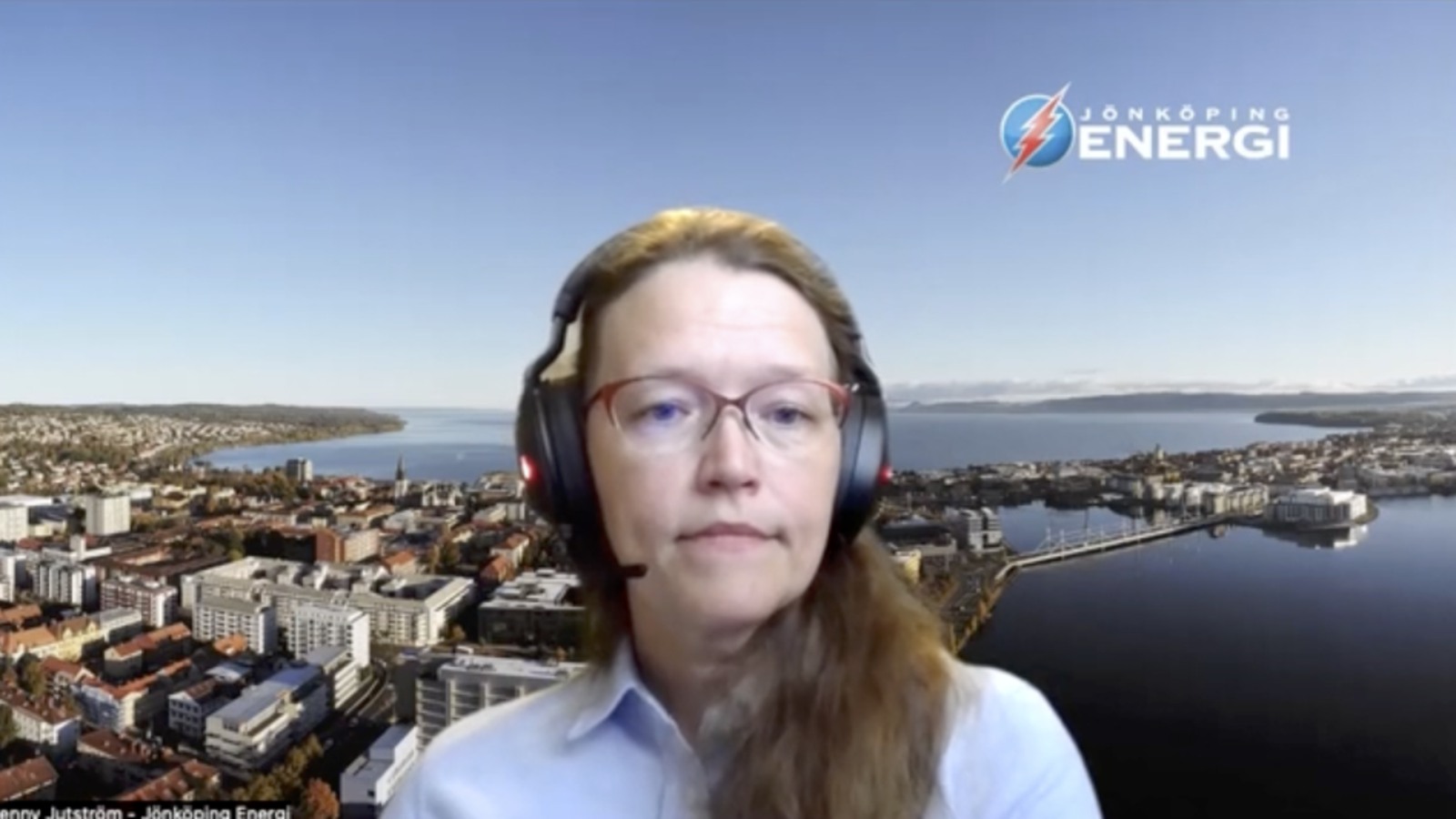 Jenny Jutström, projektledare med samordningsansvar på Jönköping Energi, föreläser om hennes upplevelser som mentor i Energy Buddies